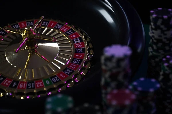 Book of Dead slot game interface showing reel layout and symbol combinations